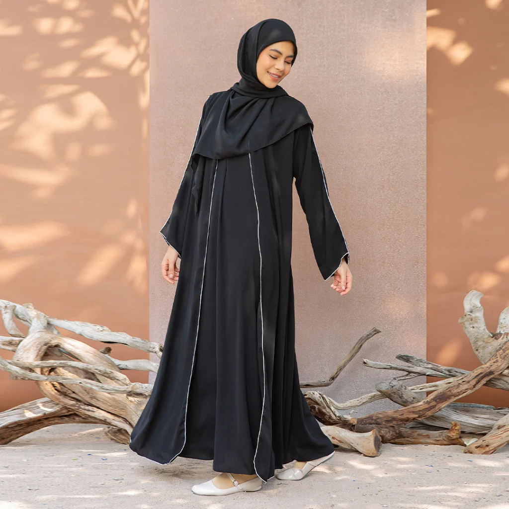 Aisha Abaya (Abaya Dress Haji dan Umrah) Black - Image 4