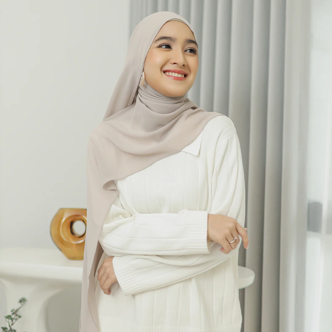 Bawal Shawl (Pashmina Ceruti Babydoll) Cream Almond - Image 3
