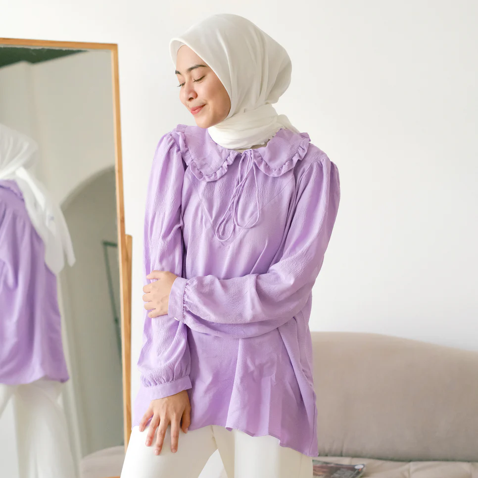 Claira Blouse Lilac - Image 3