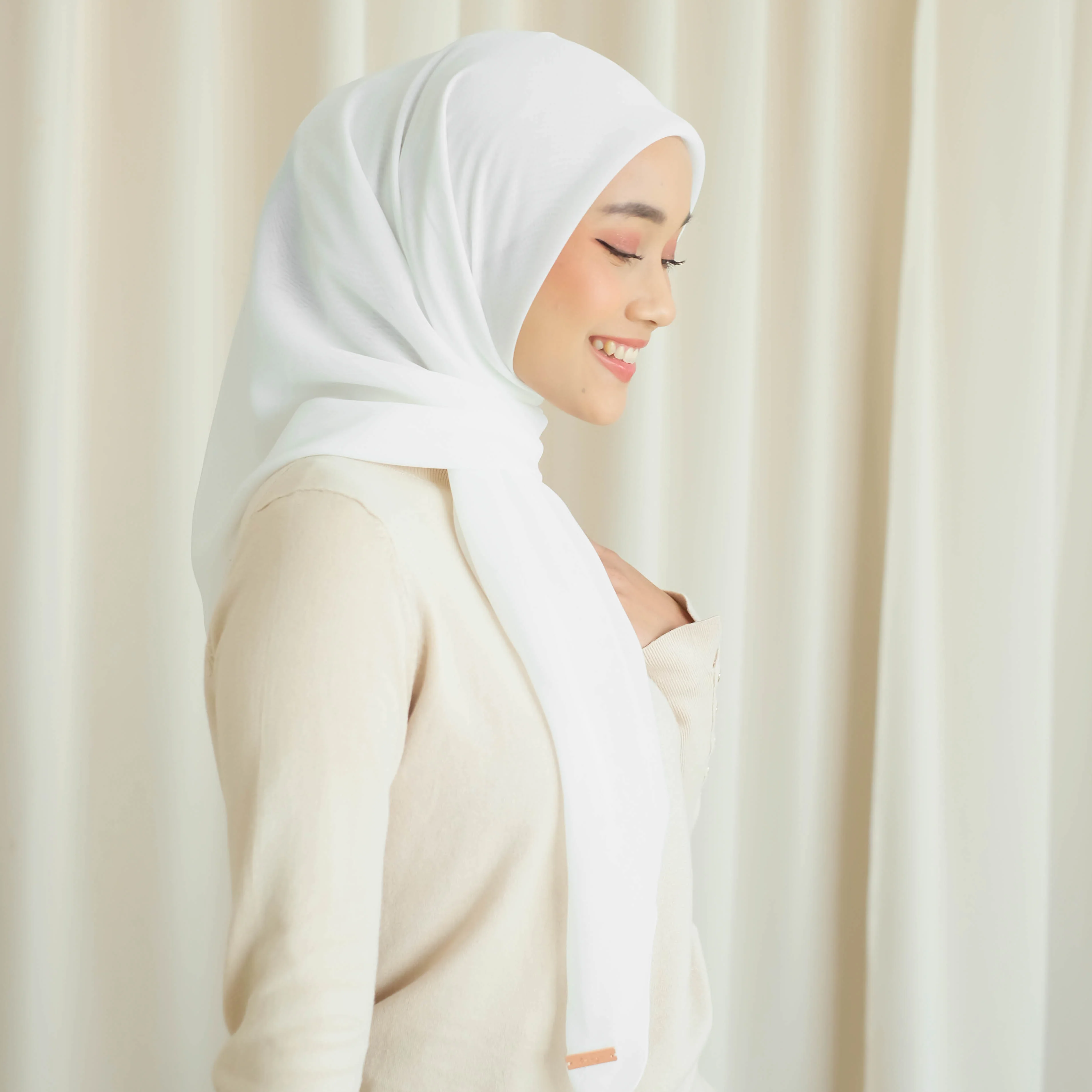 Kirana Paris Plain Japan Broken White - Image 3