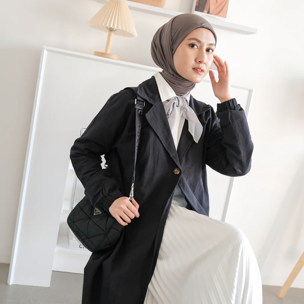 Soren Outer Black - Image 3
